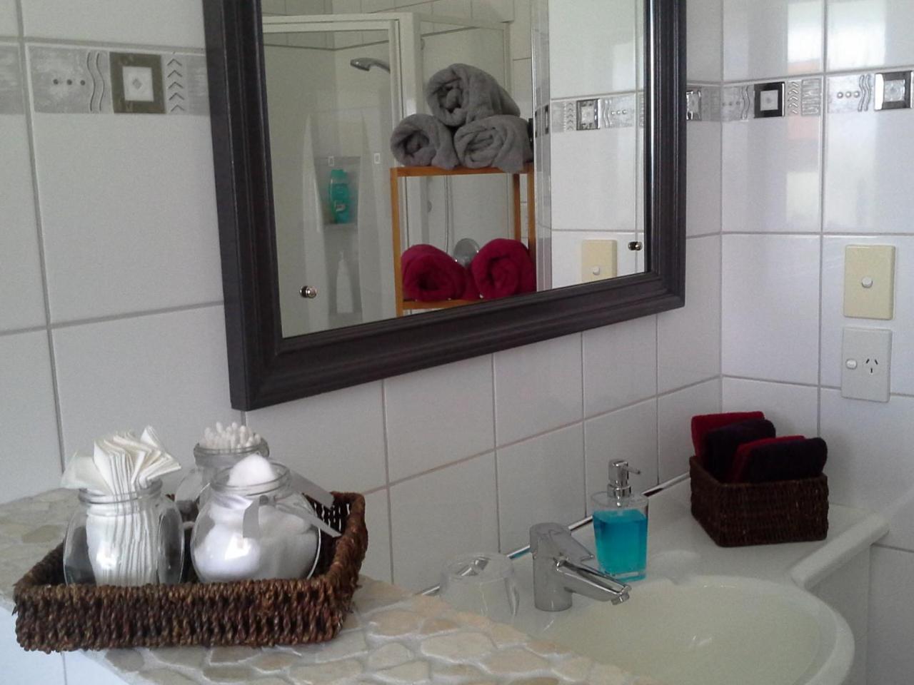 The Little Gem Hotell Waitara Eksteriør bilde